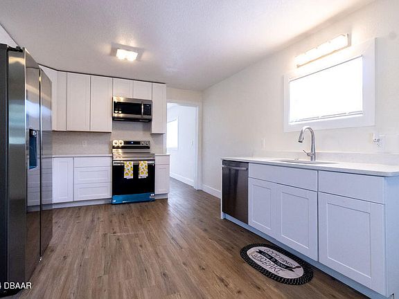 5th image of 501 Fremont Ave