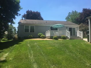 693 Bolinger St, Rochester Hills, MI 48307