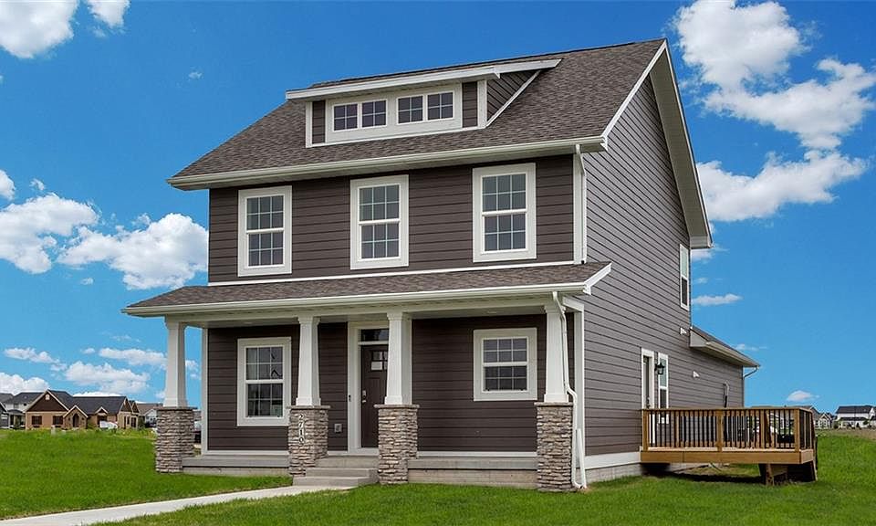 1st image of 501 S Quartz Way