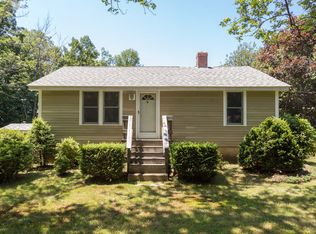 33 Eliot Rd, Kittery, ME 03904