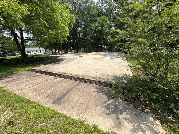 320 Hazelwood #24, Diamond City, AR 72630