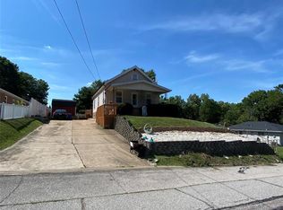 525 E Dallas Ct, Saint Louis, MO