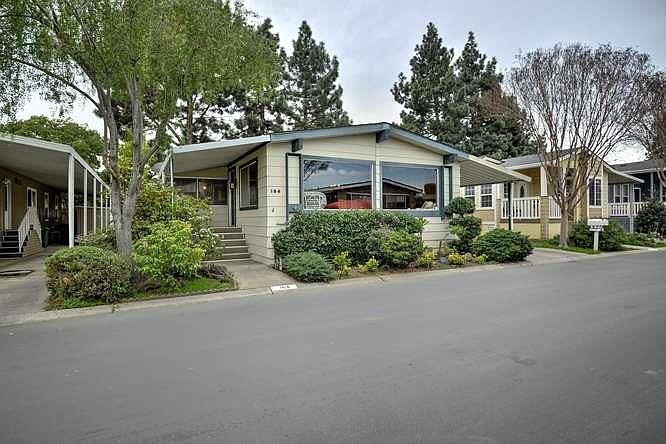 1st image of 164 Quail Hollow Dr #164