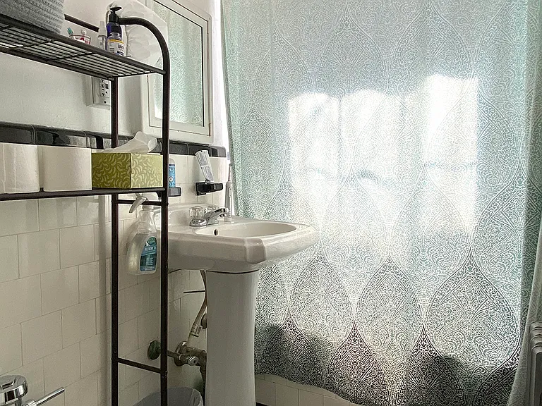 48 Strathmore Rd #26 — Photo 8