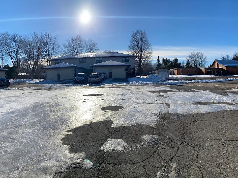 1st image of 1003 Oxford Dr #1003