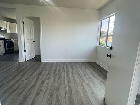 2nd image of 4238 S Grand Ave
