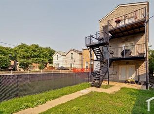1217 W Garfield Blvd #3, Chicago, IL 60636