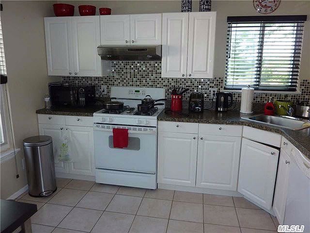 2nd image of 1 Putnam Ave #A