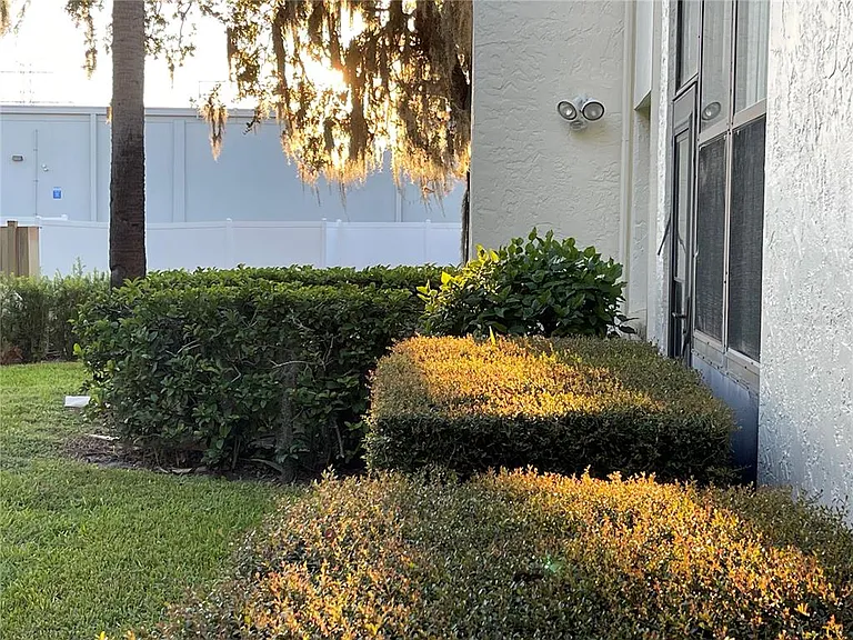103 Palmetto Ct #103 — Photo 34