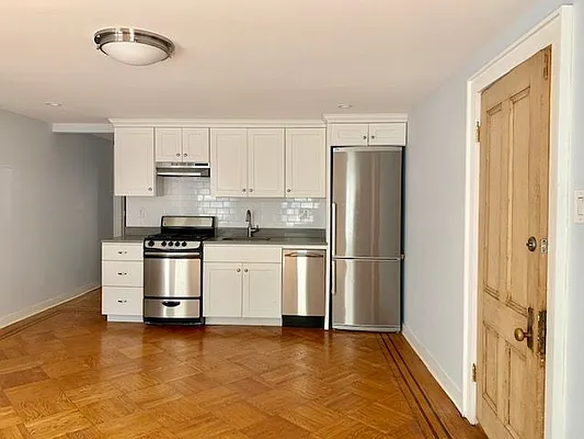 Rented by American Way Real Estate Inc | media 13