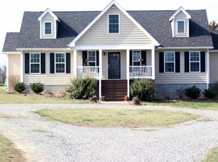 457 Prospect Hill Rd, Montross, VA 22520