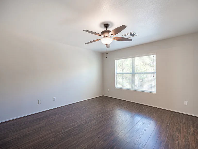 8967 Ellenbrook St — Photo 31