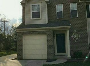 1202 Wellingshire Cir, Cuyahoga Falls, OH 44221