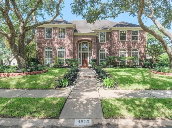 4610 Andover Ct, Sugar Land, TX 77479