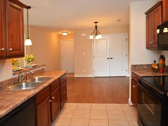 4th image of 102 Capstone Dr Unit 205