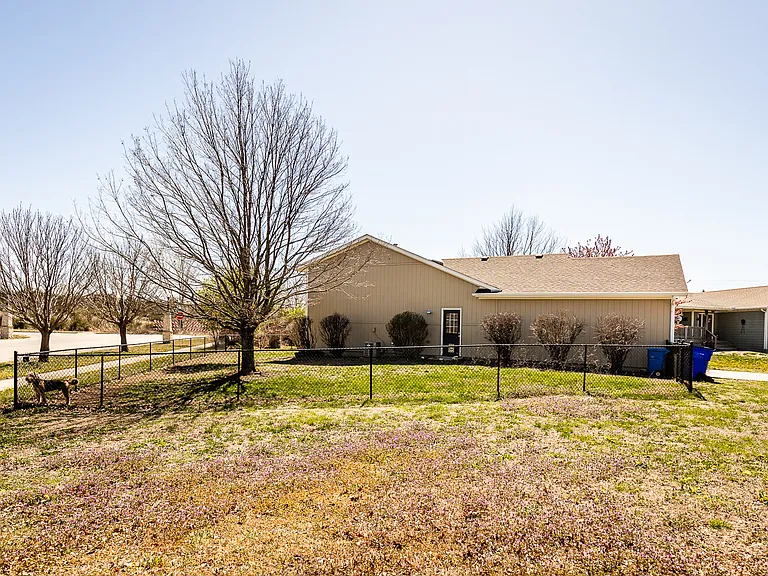 2202 Cinder Ct — Photo 13