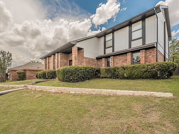 2nd image of 3207 Cutler Pl