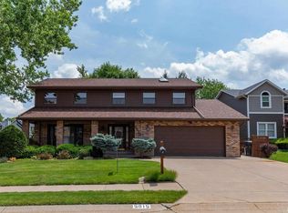 5615 Lillie Ct, Davenport, IA 52806
