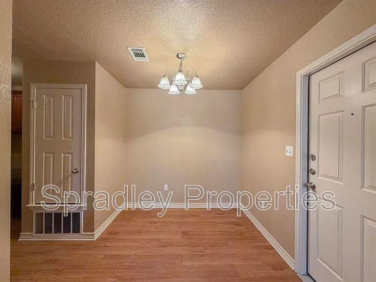 208 Andy Ln #A — Photo 5