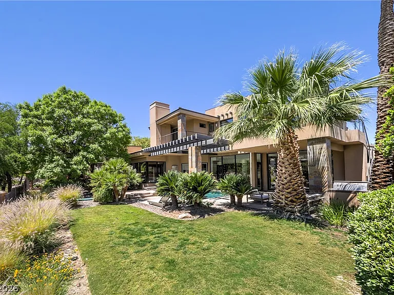1501 Foothills Village Dr — Photo 2