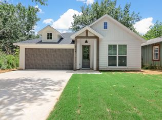 508 W Johnson St, Denison, TX 75020