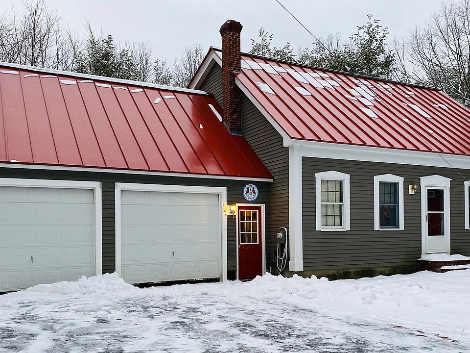 2nd image of 124 Hardscrabble Rd