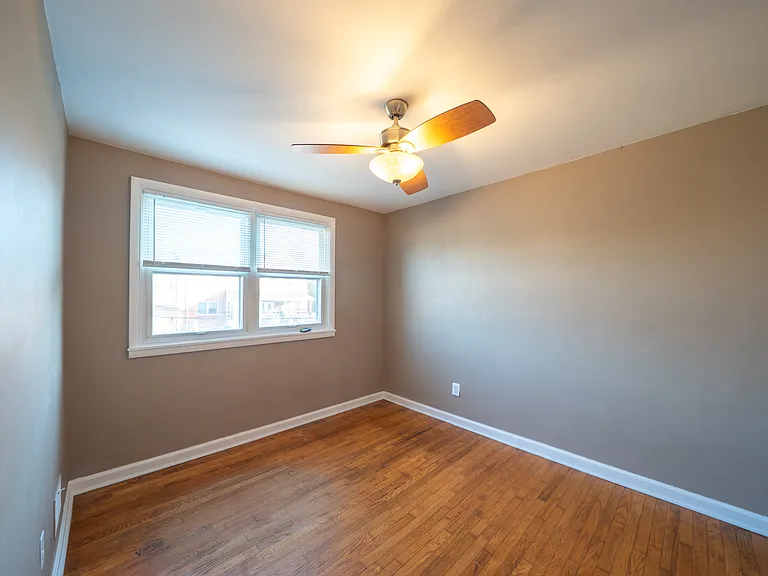 705 Eastshire Dr — Photo 25