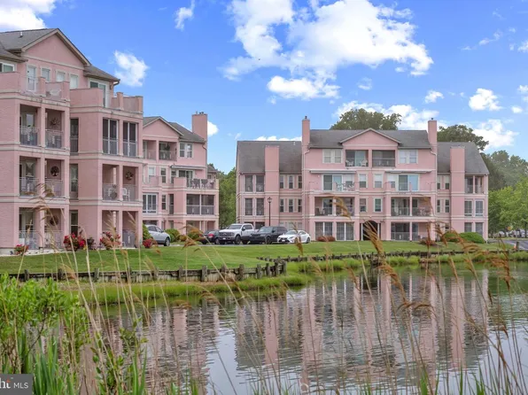 7411 Yacht Club Dr #12402, Berlin, MD 21811