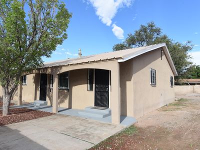5016 5th St SW, Albuquerque, NM, 87105