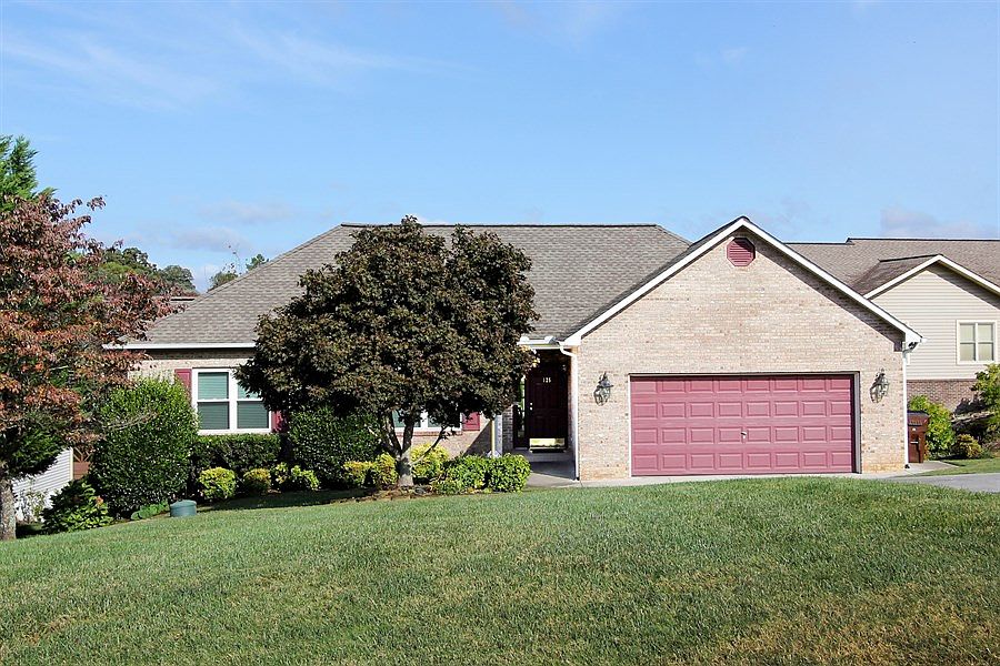 1st image of 125 Oostagala Dr