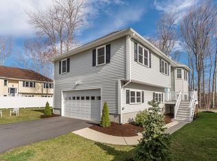 6 Ferry Rd #B, Salisbury, MA 01952