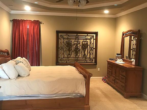 4th image of 360 Country Estates Blvd