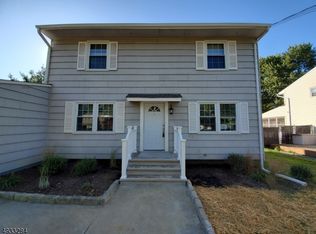 9 Beekmeer Pl, Flanders, NJ 07836