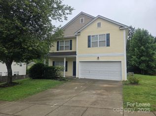 180 Flanders Dr, Mooresville, NC 28117