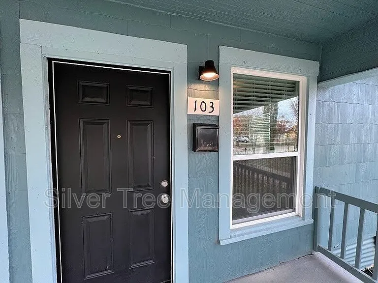 3217 NW 29th St #103 — Photo 1
