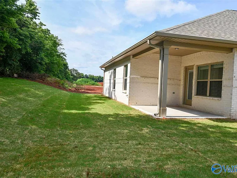 151 Rosemary Ayers Dr — Photo 31