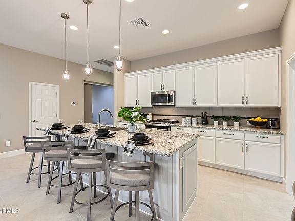 5th image of 16403 W AMELIA Drive