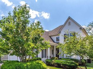 447 Waynebrook Dr, Chester Springs, PA 19425