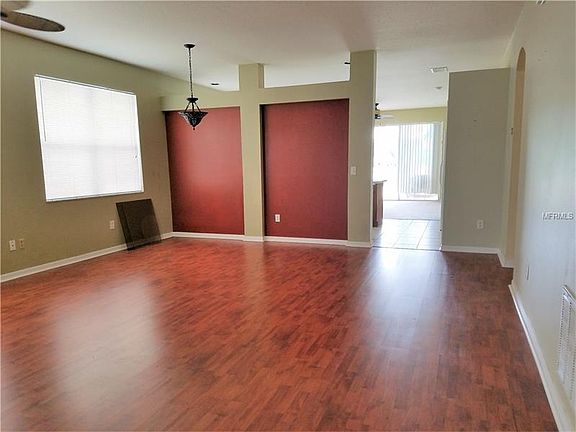 4th image of 2812 Prairie Iris Dr