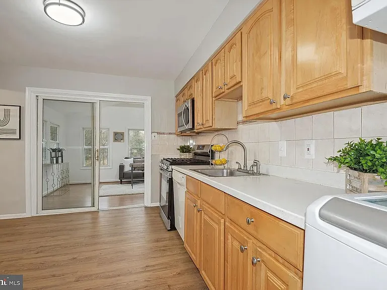4746 Carterwood Dr — Photo 13