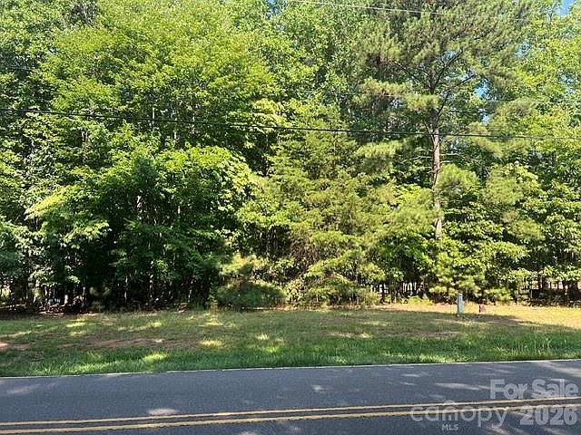 1st image of 1112 Fern Hill Rd