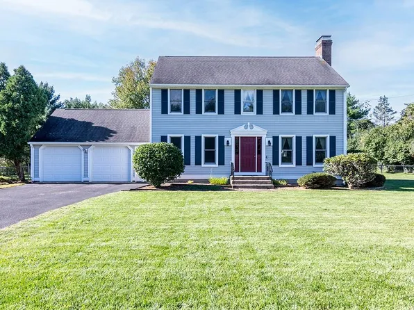 178 B Queens River Dr, West Kingston, RI 02892