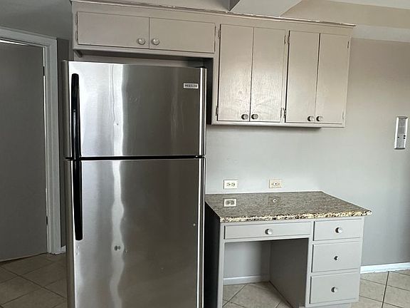 5th image of 6011 W Gunnison St