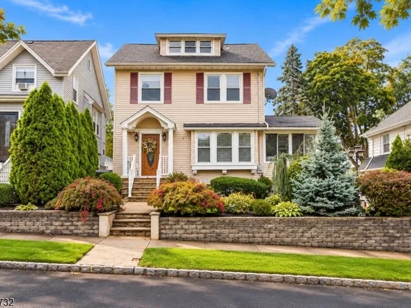 22 Ashwood Ter, West Orange Twp., NJ 07052