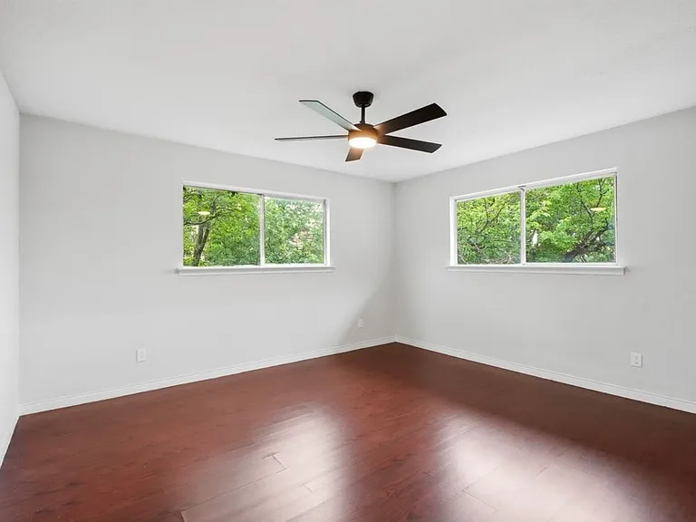 8121 Ferguson Rd #8121 — Photo 12