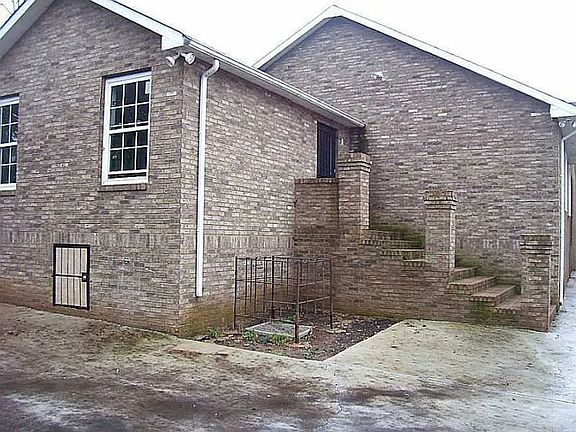 2nd image of 965 Fair St SW