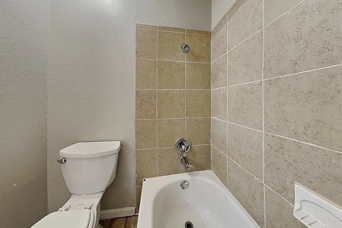 621 Shenandoah Ct — Photo 18