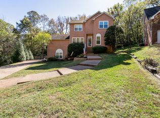 1117 Deerhurst Ct, Nashville, TN 37221