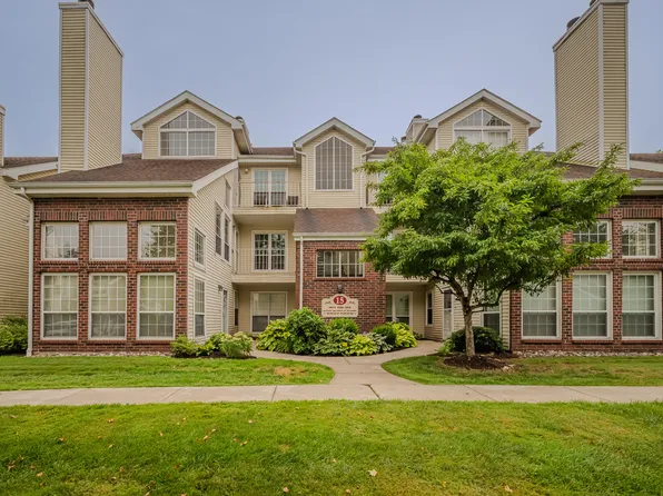 300 Carriage Crossing Lane #300, Middletown, CT 06457