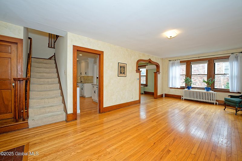 3rd image of 103 Eileen Street